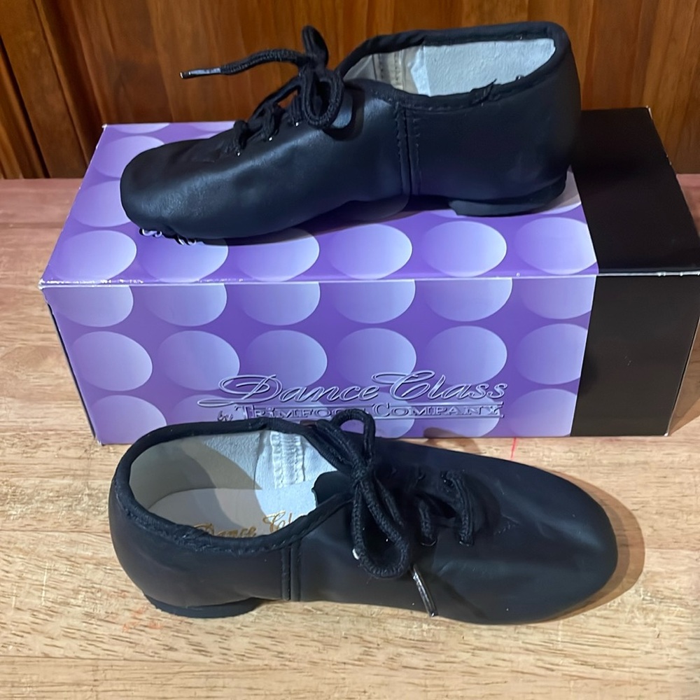 Dance Class Jazz Childs size 9 ½ Lace up Leather Oxford NEW in Box